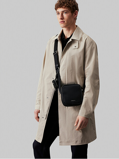 Çantë crossbody për meshkuj Calvin Klein, e zezë