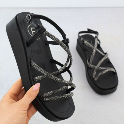Sandale grash Filippo DS6898/25, me platformë wedge, ngjyrë e zezë