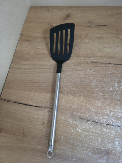 Shpatull kuzhine Roesle Basic Line, 34cm, çelik inox, e zezë