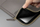 Çantë laptopi LAUT Prestige për MacBook Pro edhe Air 13"-14", me zinxhir, ngjyrë taupe