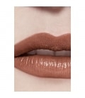 Ruž buzësh Chanel Rouge Allure, shkëlqim sateni, mbulim intensiv, rozë