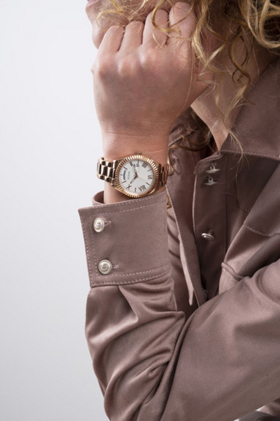 Orë dore Guess Luna GW0308L3