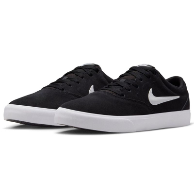 Atlete Nike Charge Suede për skejt, me pjesën sipër prej zhamsh prej kadifeje, ngjyrë gri