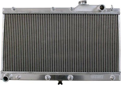 Radiator uji TurboWorks F sportiv për Mazda MX-5 NA 90-97, ngjyrë argjendtë