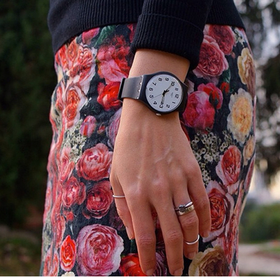 Orë dore Swatch SUOB705
