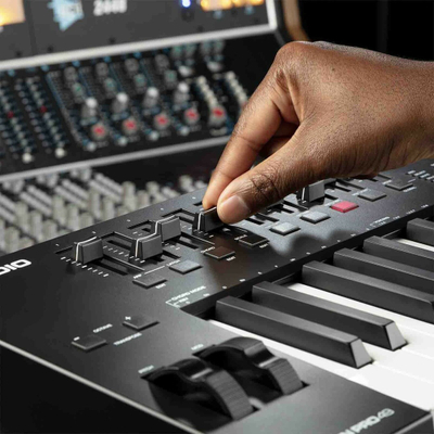 Klavir MIDI M-Audio Oxygen Pro 49, 49 taste, USB, i zi