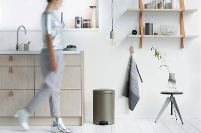 Kosh me pedale Brabantia NewIcon, 20L, çelik inox, gri platini