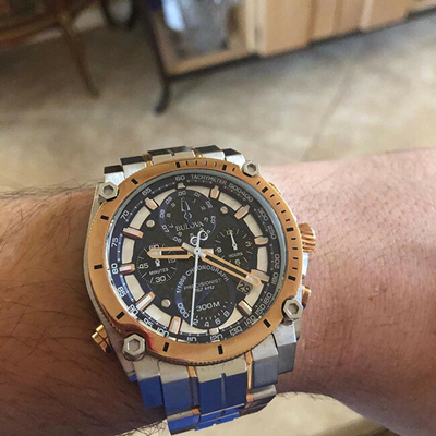 Orë dore Bulova Precisionist Chronograph 98B317