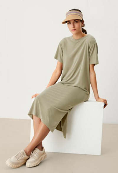 Fustan s.Oliver Loose Fit 14.204.81.X147.7299, i gjelbër