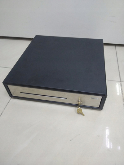 Sirtar parash Safescan HD-4141S, 4 ndarje për letra, 8 ndarje për monedha, i zi