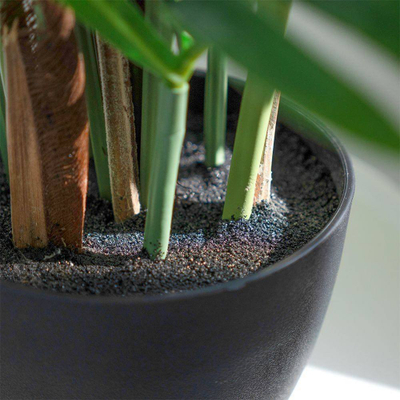 Bimë artificiale dekorative Vilde Areca Palm, 95 cm, me vazo, e zezë