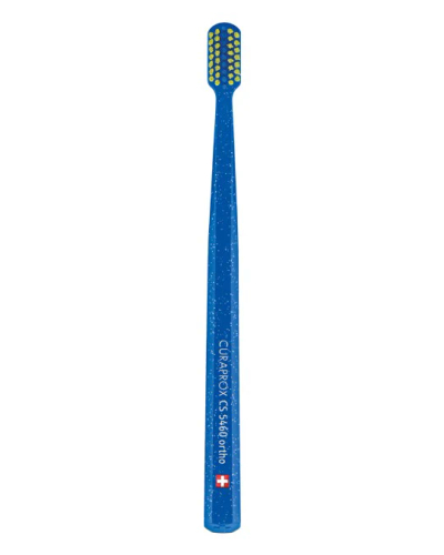 Brushë e dhëmbëve Curaprox ortho ultra soft, e kaltër
