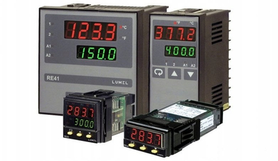 Kontrollues i programushëm LUMEL 96x96, hyrje universale, furnizim 90‑264V AC