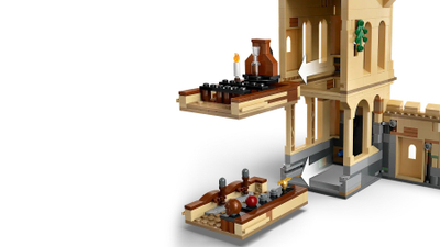 Set ndërtimi LEGO Harry Potter Hogwarts Castle Flying Lessons, koleksionues, shumëngjyrësh