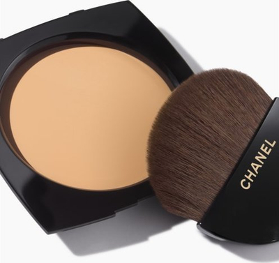 Pudër kompakte Chanel Les Beiges Healthy Glow Sheer Powder Refill, mbulim i lehtë, me shkëlqim sateni, bezhë