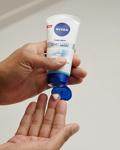 Krem për duar Nivea 3in1 Care & Protect, 75 ml