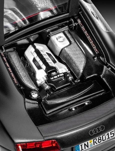 Maket makine Audi R8, shkalla 1:24, metal, i zi
