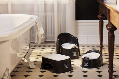 Vece trajnimi BabyBjörn Smart Potty, e vogël, e lehtë për pastrim, bardh e zi
