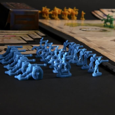 Loja tavoline Hasbro Risk France, strategji, 2–5 lojtarë, shumëngjyrëshe