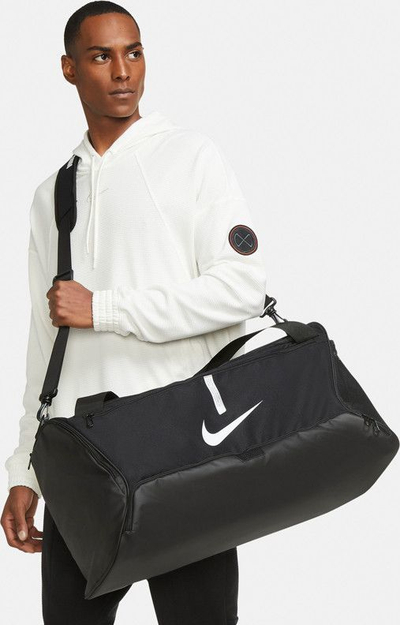 Спортивна чанта Nike, големина M, црна