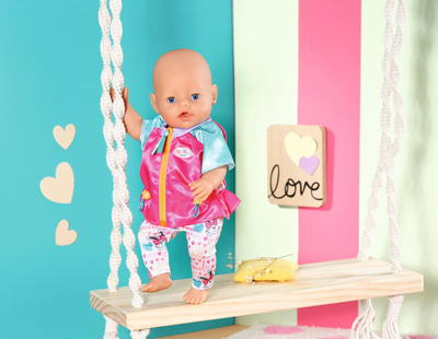 Veshje kukulle Baby Born Leisure Suit Pink, 43cm, me varëse, rozë