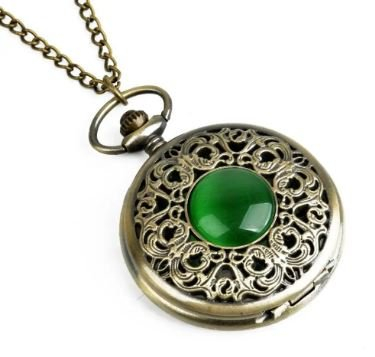 Orë xhepi  me dizajn të rafinuar me gur të gjelbër 10140
