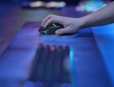 Maus lojrash Corsair CH-931B011-EU, 26000 DPI, Wireless + Bluetooth, i zi