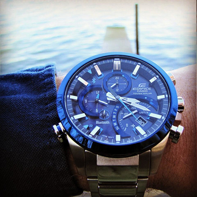 Orë dore Casio Edifice EQB-500DB-2AER