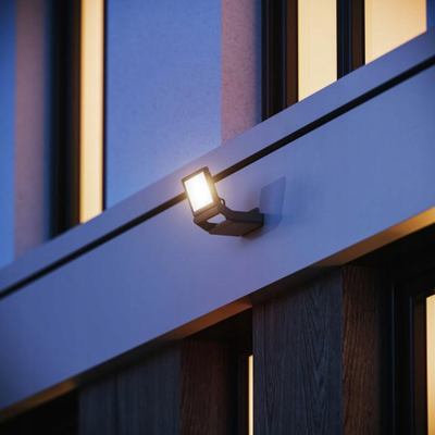 Prozhektor LED Steinel XLED Pro One Max S, me sensor lëvizjeje, dritë e ngrohtë, gri