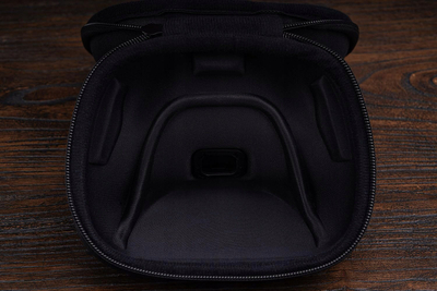 Заштитна торбичка 8BitDo Case за Ultimate 2 и Ultimate 2.4G, за гејмпад со база за полнење, црна