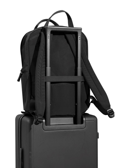 Çantë shpine XD Design Soft Tote Backpack P706.300, 16", 15L, e zezë
