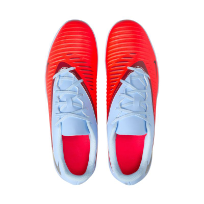 Фудбалски копачки Nike Phantom 6 Academy TF, вештачка подлога, сини со црвена боја