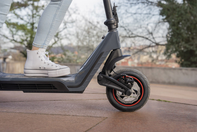 Електричен тротинет Sencor Scooter S80, мотор 500W, автономија 60 km, црн