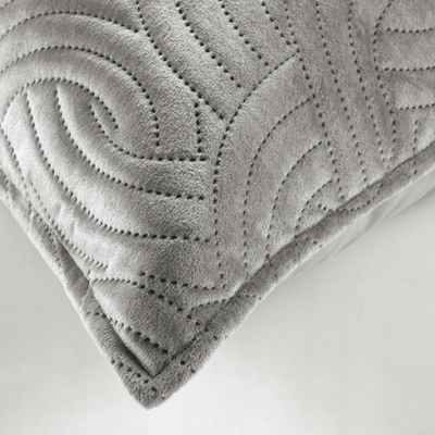Jastëkmbulesë dekorative Solange Decorative Silver Pillowcase, 60x60 cm, prej poliestri, ngjyrë argjendi me shkëlqim