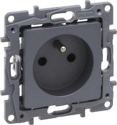 Prizë Legrand Niloe Selection 762327, 16A 250V, me tokëzim, ngjyrë çelik