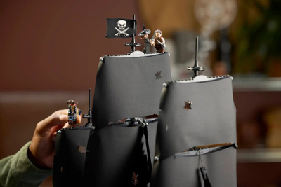 Set ndërtimi Pirates of the Caribbean, Captain Jack Sparrow Pirate Ship, model koleksionues, për të rritur, shumëngjyrëshe