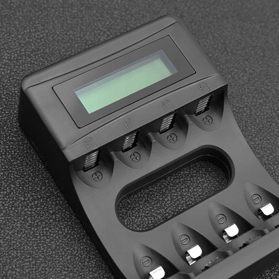 Karikues baterish Qoltec Charger, Ni-MH Ni-Cd AA AAA, 1800mA, i zi