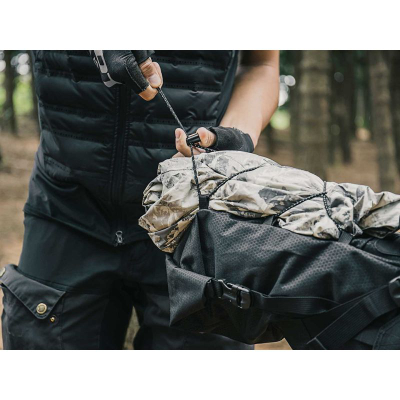 Çantë pasme biçiklete Topeak Backloader për bikepacking, ngjyrë e zezë