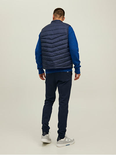 Елек Jack&Jones 12211790 Темно сино сако Детали: КОНТРАСТЕН ПАТЕНТ