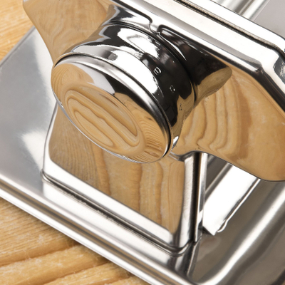 Makineri për makarona Girmi IM9000, 9 nivele trashësie, rrotulla 15 cm, inox