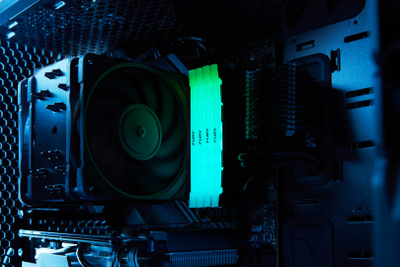 RAM меморија Kingston FURY Renegade, 16GB DDR4, 4000MT/s, RGB, црна