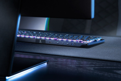 Гејминг тастатура Razer DeathStalker V2 Pro Tenkeyless, безжична, низок профил, со RGB осветлување, црна