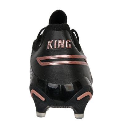Патики за фудбал за мажи Puma King Ultimate FG/AG