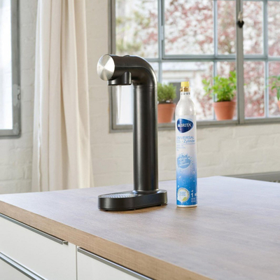 [OUTLET] Pajisje për karbonizimin e ujit Brita SodaOne