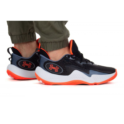 Atlete Under Armour Spawn 5 për burra, të zeza