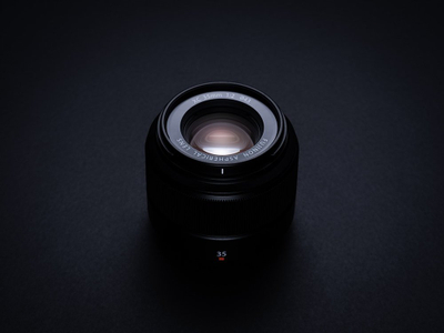 Objektiv Fujifilm XC 35mm F2, për X Mount, i zi