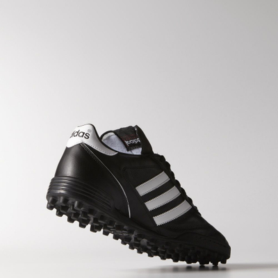 Atlete futbolli Adidas Kaiser 5 Team TF, Nr. 42 2/3, të zeza