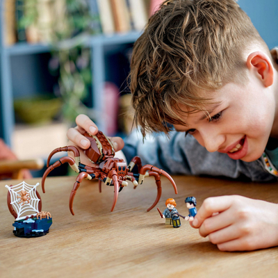 Lodër LEGO Harry Potter 76434 Aragog në Pyllin e Ndaluar, set për ndërtim, 7+