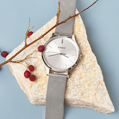 Orë dore Casio Collection LTP E140D-7A
