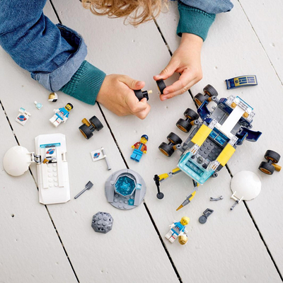 Set LEGO Anije fluturake, 275 pjesë